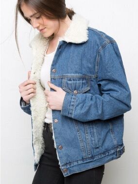 Brandy Melville Anri Sherpa Lined Denim Jacket